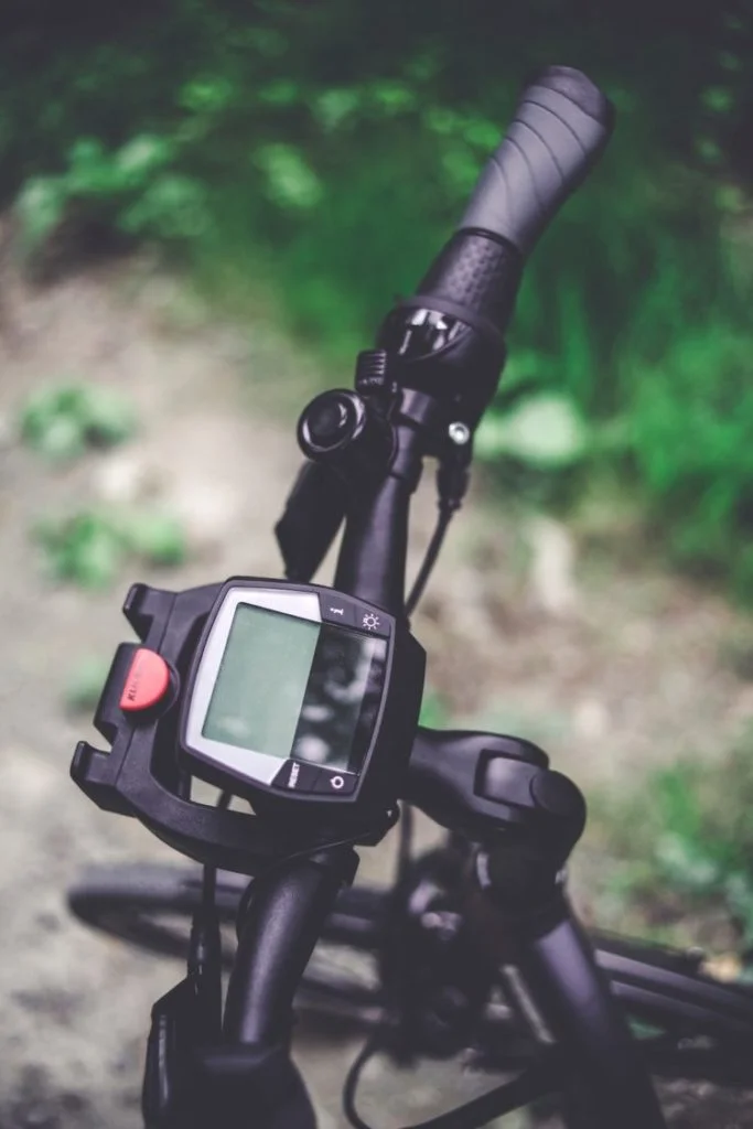 Ebike unter 1500 Euro Lenker mit Display