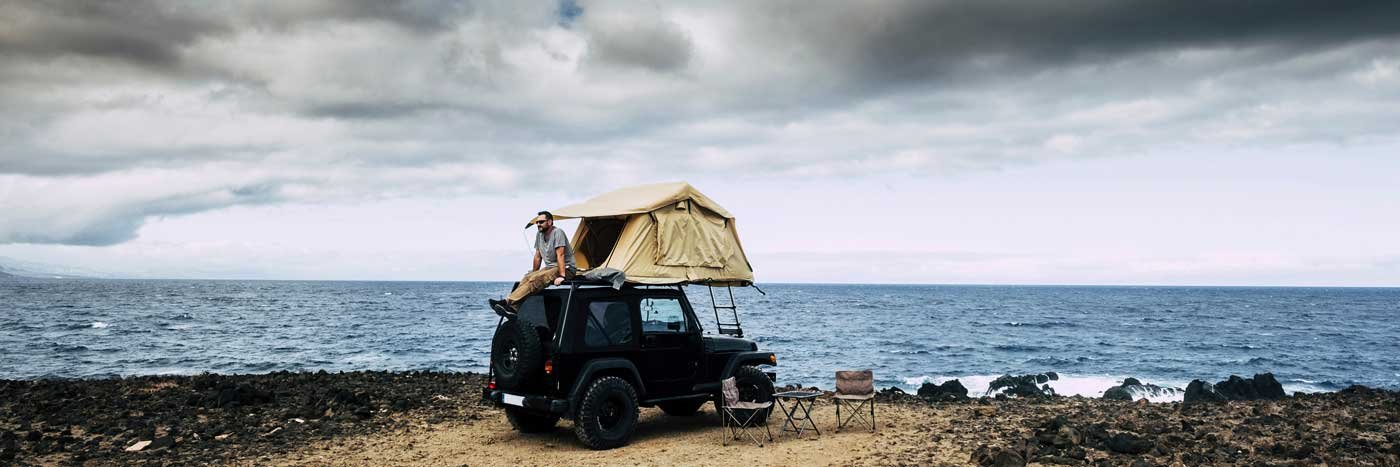 Dachzelt auf Jeep